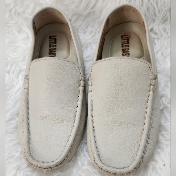 Boys Moccasins (Sz 33) light beige. All leather. Pre-owned. - Picture 2 of 8